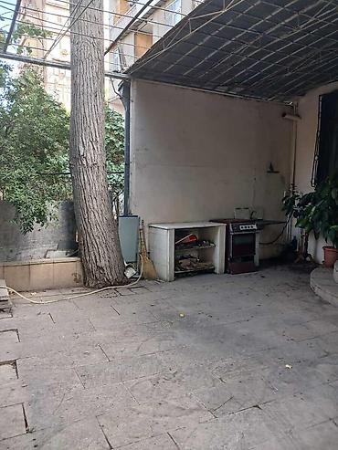 heyet evi bine: Bakı, 8-ci kilometr, 5 otaqlı, Köhnə tikili, m. Xalqlar Dostluğu, 120 kv. m — 10