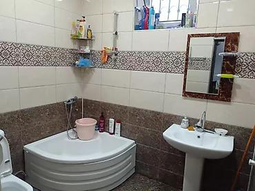 Sifarişlə yataq dəstləri: EV SATILIR – SUMQAYIT 📍 Ünvan: Yeni Sumqayıt yaşayış massivi, Mero — 8