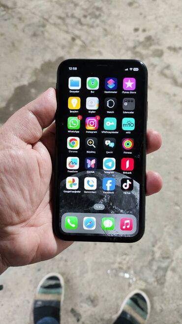 Apple iPhone: IPhone Xr, 64 GB, Barmaq izi, Simsiz şarj