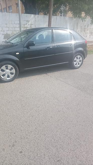 265 60 18: Chevrolet Lacetti sedan – qara rəng, 4 qapı, 5 yerlik. İli 2007 mator — 3