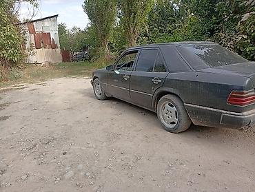 124 e500: Mercedes-Benz W124: 1989 г., Седан — 3