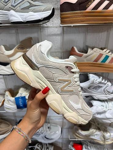 patike vranje: Od 36 do 41 za samo 3700 din
pb — 3
