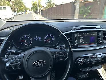 саренто продажа: Kia Sorento: 2017 г., 2 л, Дизель, Кроссовер — 9