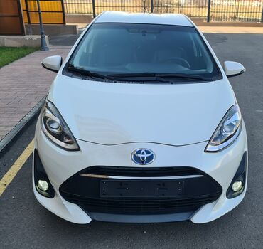 Toyota: Toyota Prius: 2018 г., 1.5 л, Вариатор, Гибрид, Хэтчбэк