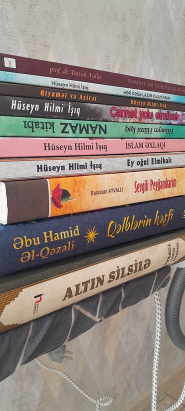 riyaziyyat kitab: Dini kitablar(əhli sünnə) hamısı bir yerdə satılır. tək tək