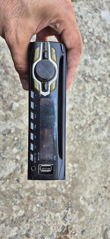 mp 3 player: Pioneer maqnitola her sey isleyir — 1