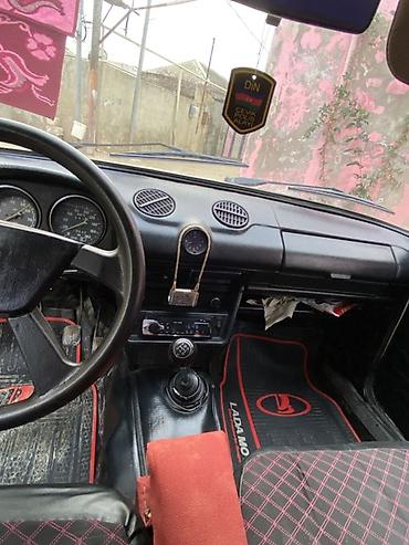 VAZ (LADA): Salam Evvala çoxx xaiş edirem riyal alıcılar narahat etsin Maşın öz — 6