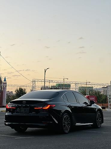 тирактир 80: Toyota Camry: 2024 г., 2 л, Вариатор, Гибрид, Седан — 6