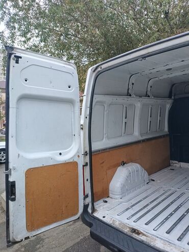 Yük maşınları: Ford 2010 il, motor 2.2 l, Furqon, İşlənmiş — 11