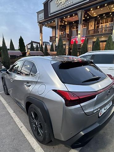 Lexus: Lexus UX: 2019 г., 2 л, Вариатор, Гибрид, Кроссовер — 3