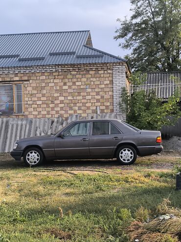 оригинальные штампованные диски опель: Mercedes-Benz E-Class: 1991 г., 2.6 л, Механика, Бензин, Седан