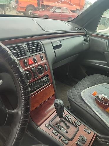 мерске: Mercedes-Benz E-Class: 2001 г., Автомат, Дизель, Седан — 3