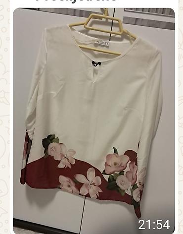 Ženska bluza sa cvetnim dezenom - Model: duži ravni kroj sa dugim — 1
