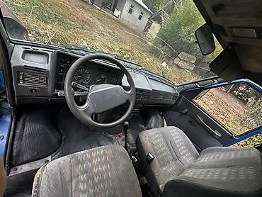jeep grand cheroki: Mercedes-Benz : 1997 г., Механика, Бензин — 6