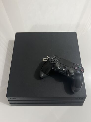 PS4 (Sony PlayStation 4): PS4 pro 1tb в отличном состоянии, все работает идеально, 2 ревизия