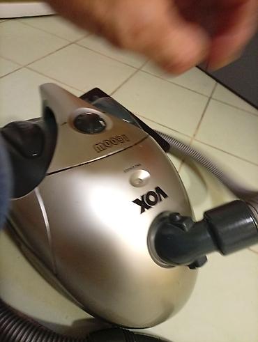 cleanmaxx usisivac: VOX usisivač sa kesom – 1800 W Dobar. vuče odlično MIRJEVO - Snaga — 4
