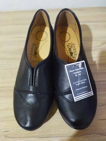Другая женская обувь: Турецкий
Адрес: Аламидин-1#5поликлиника ул. Кольбаева