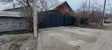 Откатные ворота: Продаю дом 52кв/м в доме 3комноты и проходная кухня а так же сан узел — 5