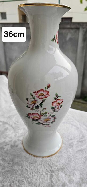 trakaste zavese cena: Vase, Ceramics, color - White