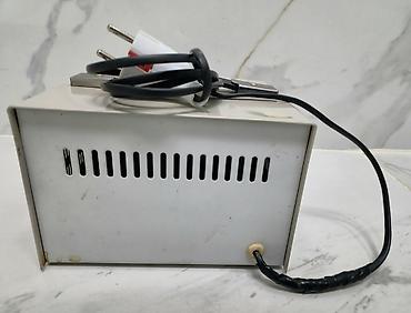 bağlanıb: Emkay Gərginlik tənzimləyici model: AVR-500W. 2 gərginlik çıxışı və 1 — 2