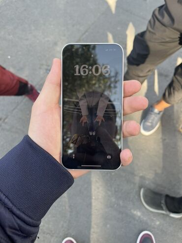 купить iphone 13 мини: IPhone 13, Колдонулган, 256 ГБ, Ак, Коргоочу айнек, 90 %
