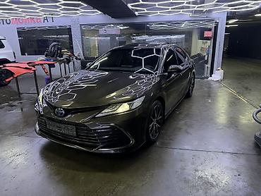 Toyota Camry: 2022 г., 2.5 л, Автомат, Бензин, Седан
