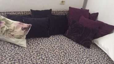 Nameštaj: Jastuci jastučnice raznih kombinacija dezen po izboru