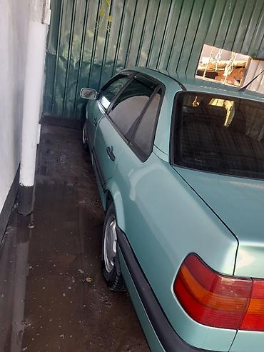 Продажа авто: Volkswagen Amarok: 1994 г., 1.8 л, Механика, Бензин, Седан — 4