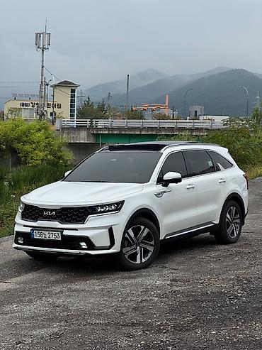 Kia Sorento: 2022 г., Гибрид, Кроссовер