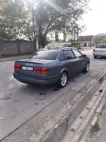 панель приборов ауди: Volkswagen Passat: 1994 г., Седан