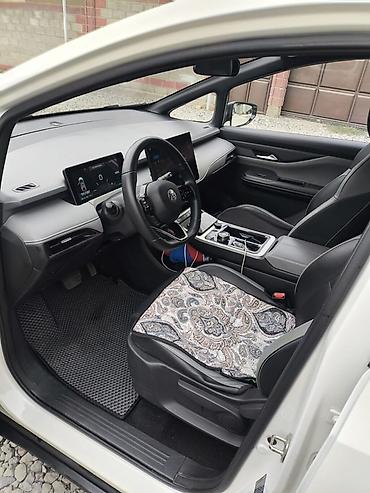 byd chin 2024: Хайкан 2023-жылкы, СОХ 91%, черный салон, пробег 60000км, белый цвет — 9