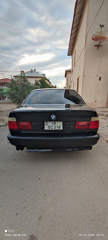 124 bufer: BMW 5 series: 2.5 l | 1995 il Sedan — 7