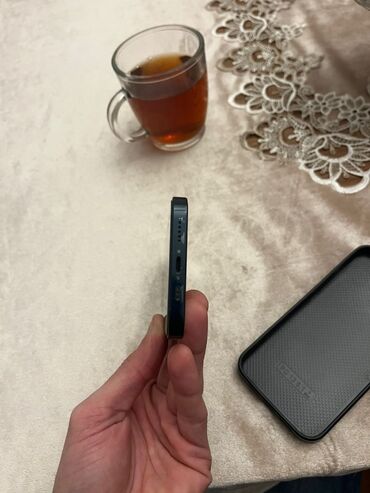 Apple iPhone: IPhone 13, 128 GB, Qara, Face ID — 3