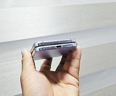 z flip 7: Samsung Galaxy Z Flip 4, Б/у, 256 ГБ, цвет - Фиолетовый, 1 SIM, 2 SIM, eSIM — 5