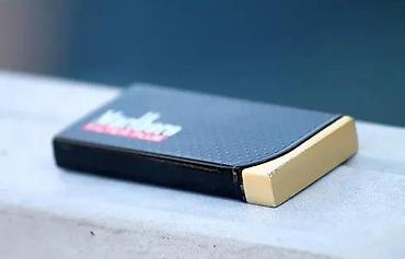 Upaljači i prateća oprema: MARLBORO Champ i Marlboro Slim Design Jet Flame upaljač. MARLBORO — 6