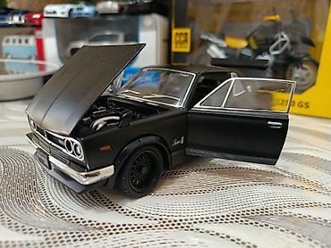 Kolleksiya üçün metal model avtomobil - Ölçü nisbəti: 1:24 (təxmini)