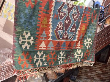 Qədim xalçalar: Qədim xalça, 1950 il, Türkmənistan, Vəziyyəti: Əla — 8