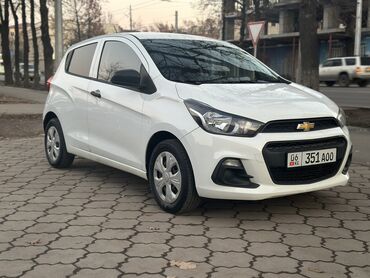 машина ласетти: Chevrolet Spark: 2017 г., 1 л, Вариатор, Бензин, Хетчбек