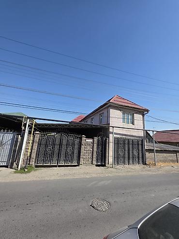 Продажа коттеджей и домов: 6 комнат и более, 180 м², 8 соток, Бишкек, Новопавловка с. Собственник — 21