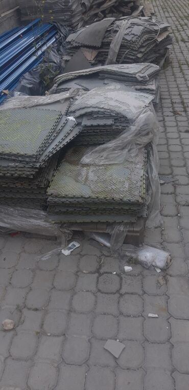 продаю дом аламидин: Продаю пластика-каучуковые коврики очень крепкие не рвутся не ломаются