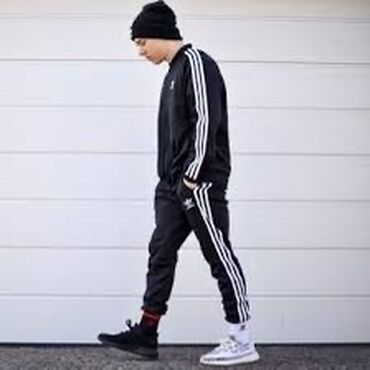 brend kisi geyimleri instagram: İdman dəsti Adidas Originals, M (EU 38)