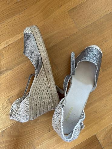 Qadın espadril sandal – cəmi 2 dəfə geyinilib - Üst hissə: gümüşü