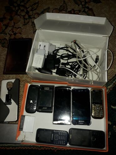 повербанк в Кыргызстан | ВНЕШНИЕ АККУМУЛЯТОРЫ: -Телефоны есть рабочие J1рабочий,но неработает экран