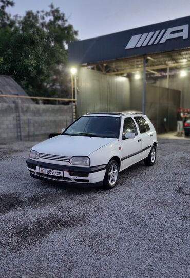 центральный замок гольф: Volkswagen Golf: 1993 г., 1.8 л, Механика, Бензин, Хэтчбэк