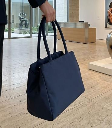 original torbe: Elegantna torba za svakodnevnu upotrebu – tamnoplava - Prostrani tote — 1