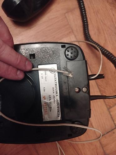 trimeri za nos: Ei Nis stari retro fiksni telefon vintage — 1