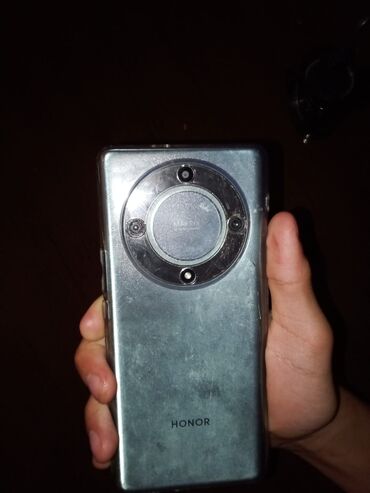 сотовый телефон fly ff244 grey: Honor X9a, 128 ГБ, цвет - Голубой, Битый, Отпечаток пальца, Беспроводная зарядка