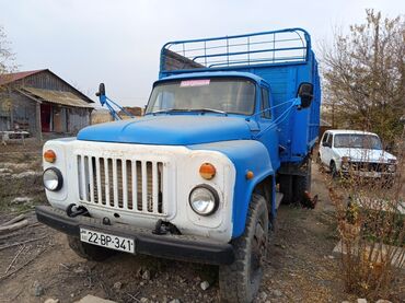 Yük maşınları: Yük maşını – GAZ (klassik kabinli), mavi rəngdə taxta bortlu kuzov — 3