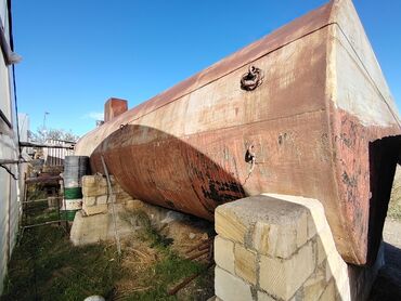 бак для воды в квартиру: Бак, Металл