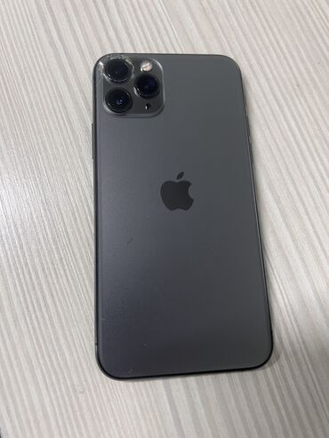 Apple iPhone: IPhone 11 Pro, Б/у, 256 ГБ, Чехол, 73 %